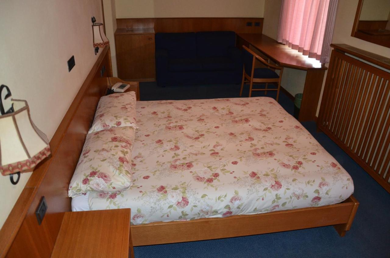 Hotel Victoria Livigno Habitación foto